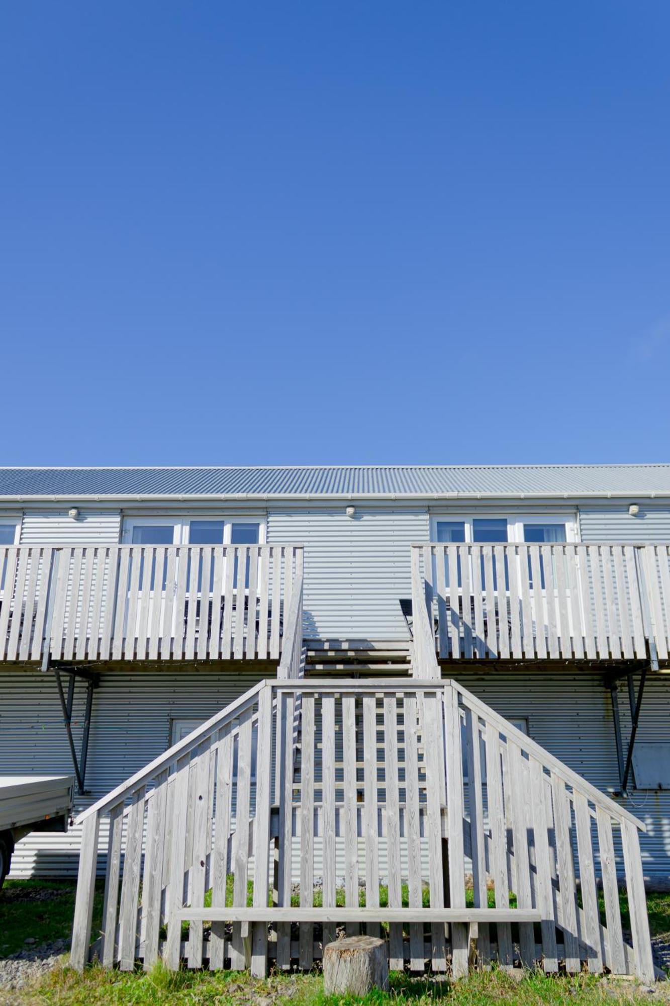 Urdartindur Guesthouse And Cottages Northurfjorthur Екстериор снимка