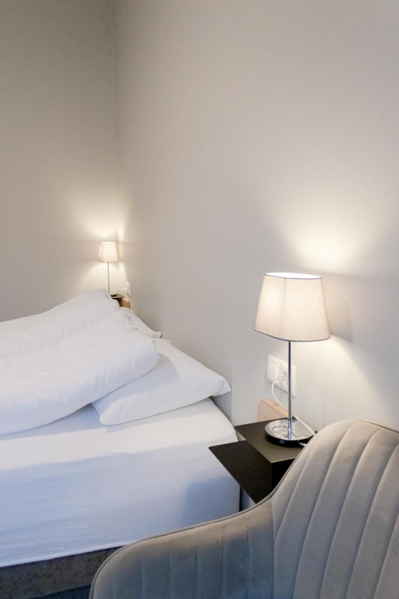 Urdartindur Guesthouse And Cottages Northurfjorthur Стая снимка
