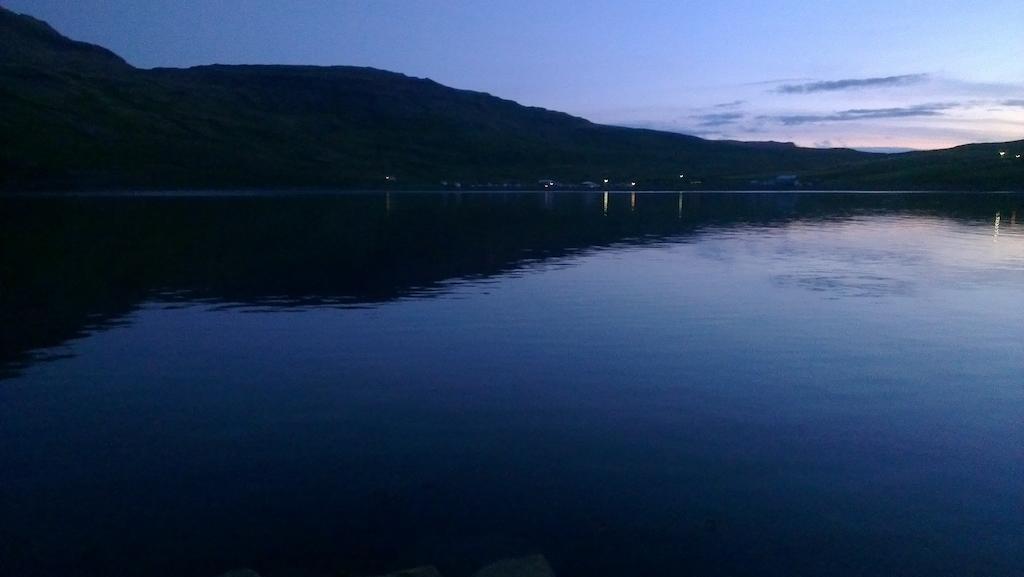 Urdartindur Guesthouse And Cottages Northurfjorthur Екстериор снимка