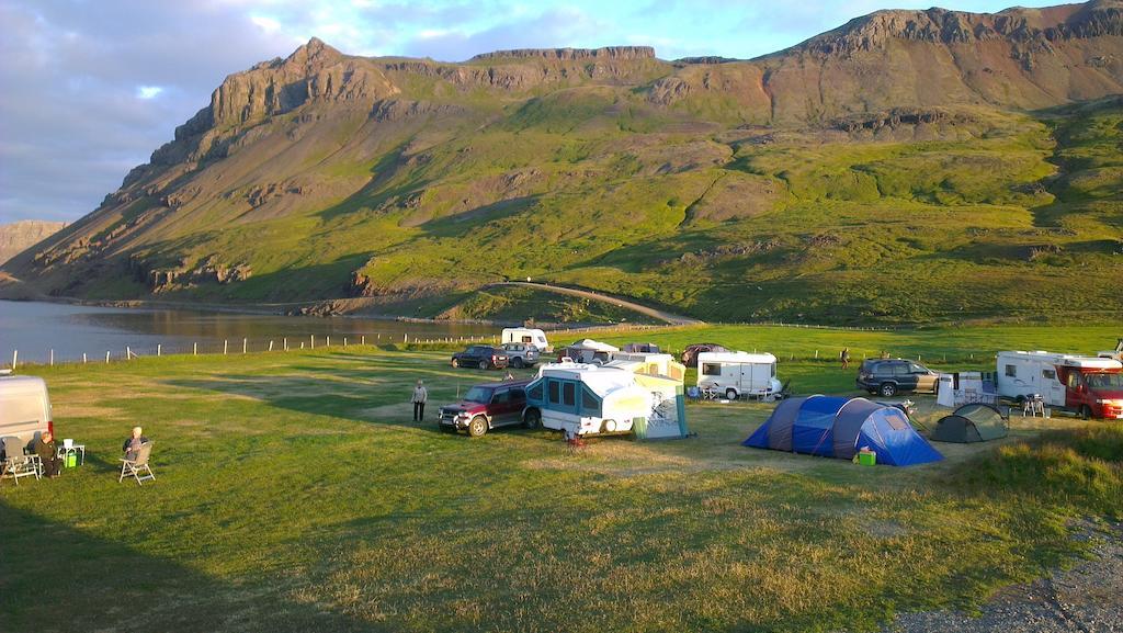 Urdartindur Guesthouse And Cottages Northurfjorthur Екстериор снимка
